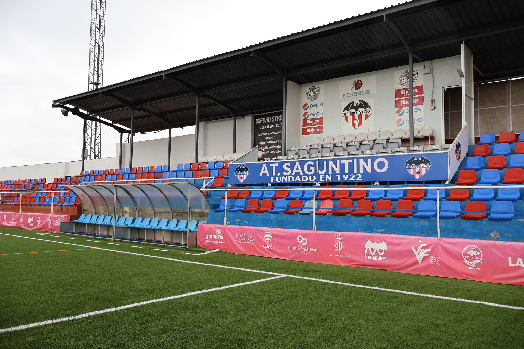 Finalitzen les obres de millora al Nou Camp de Morvedre