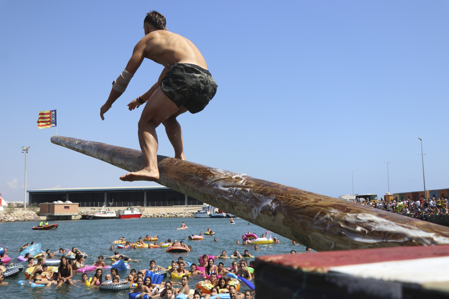 El Ple aprova l'ordenança de les cucanyes marítimes