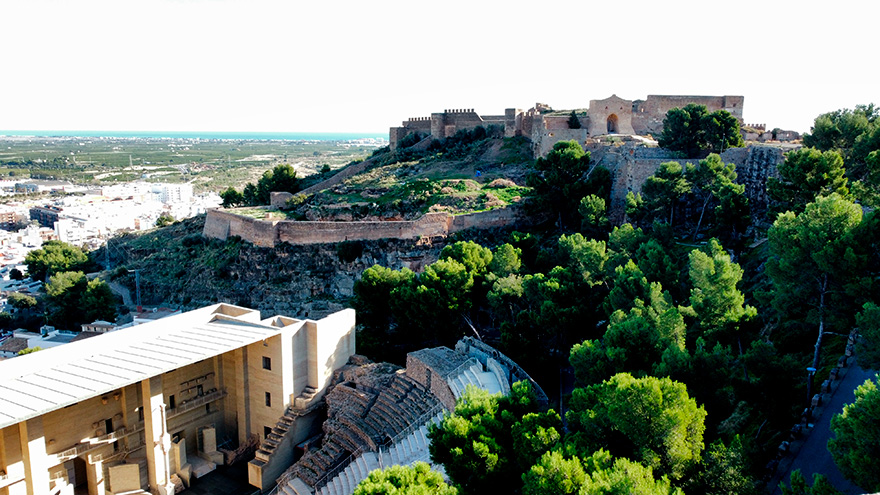 Nace la cátedra 'Saguntum Mediterrània', que repasa la historia del municipio desde las guerras púnicas hasta los altos hornos