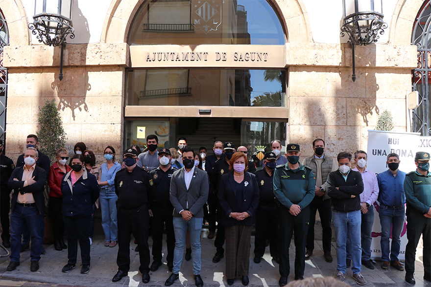 L'Ajuntament de Sagunt decreta tres dies de dol oficial per l'assassinat masclista de diumenge al Port de Sagunt