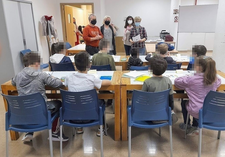 Sagunt posa en marxa un programa de suport socioeducatiu de competències lingüístiques per a previndre el fracàs escolar entre l'alumnat acollit