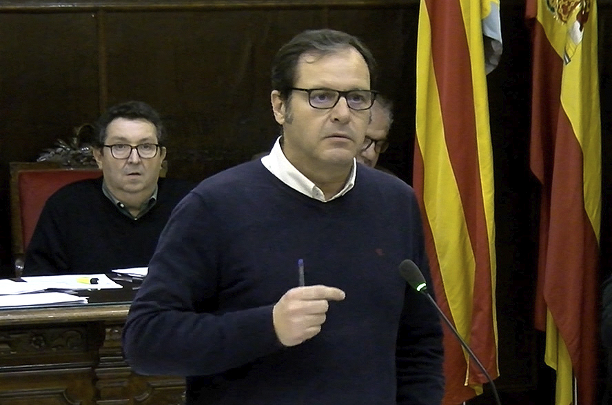 El Ple Municipal acorda emprendre accions legals a causa de la regressió de les platges d’Almardà, Corinto i Malva-rosa