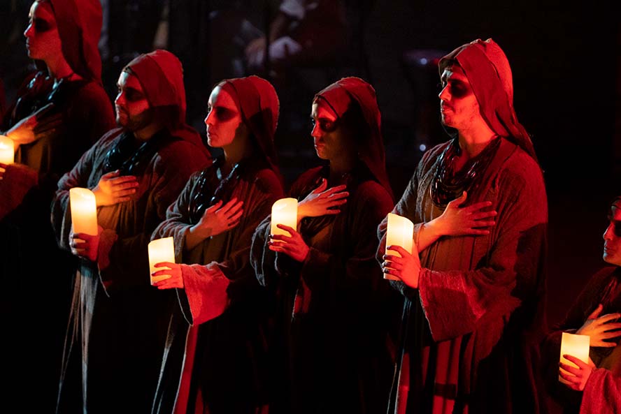 'Èdip rei' va inaugurar el 40 aniversari del festival Sagunt a Escena en el Teatre Romà