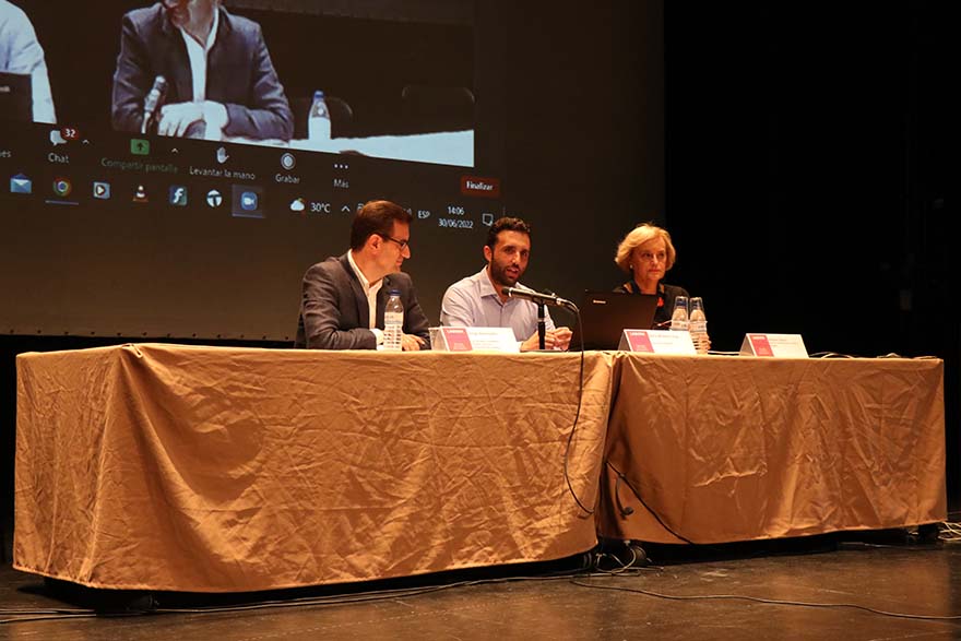 Hui s'ha desenvolupat la quarta sessió de les jornades formatives sobre els ‘Projectes experimentals a la província de València’ en el municipi